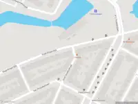 Ambulance met gepaste spoed naar de Vlaardingerdijk in Schiedam