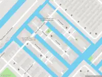 Ambulance met grote spoed naar de Koxwater in 's-Gravenhage