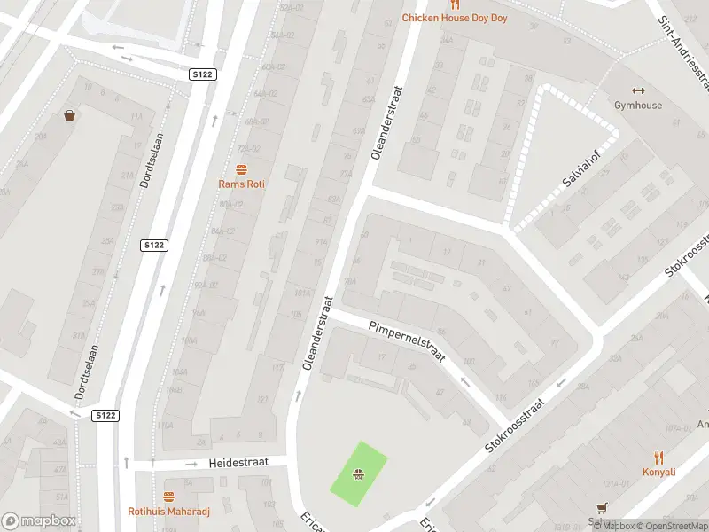 Ambulance met grote spoed naar de Oleanderstraat in Rotterdam