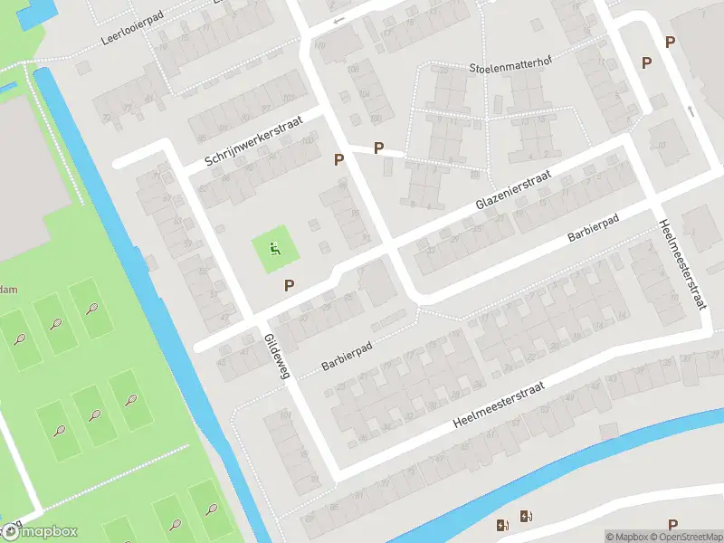 Ambulance met gepaste spoed naar de Schrijnwerkerstraat in Schiedam