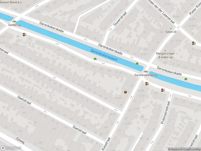 Ambulance met gepaste spoed naar de Burgemeester Boreelstraat in Haarlem