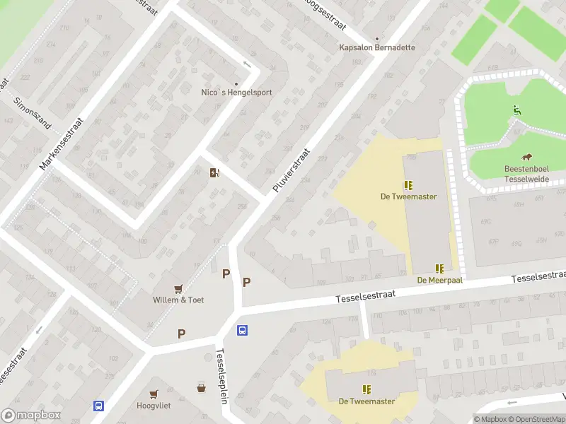 Ambulance met grote spoed naar de Markensestraat in 's-Gravenhage