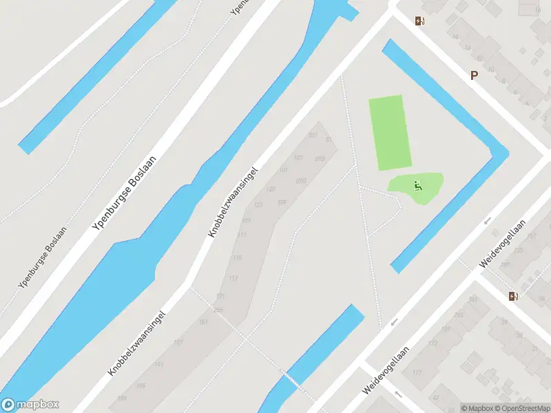 Ambulance met grote spoed naar de Knobbelzwaansingel in 's-Gravenhage