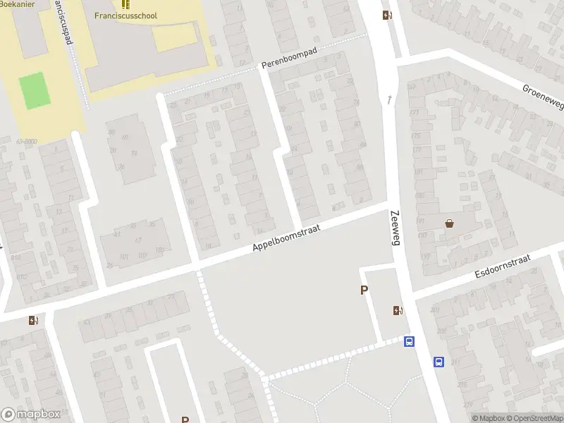 Ambulance met grote spoed naar de Olijfboomhof in IJmuiden