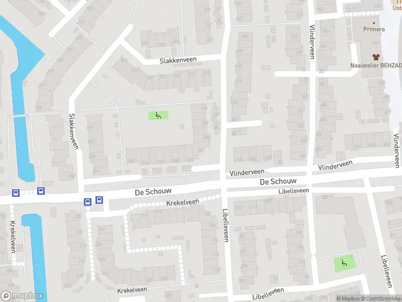 Ambulance met gepaste spoed naar de Slakkenveen in Spijkenisse