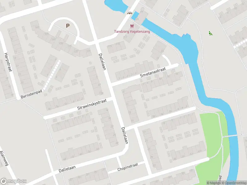 Ambulance met grote spoed naar de Dallelaan in Spijkenisse