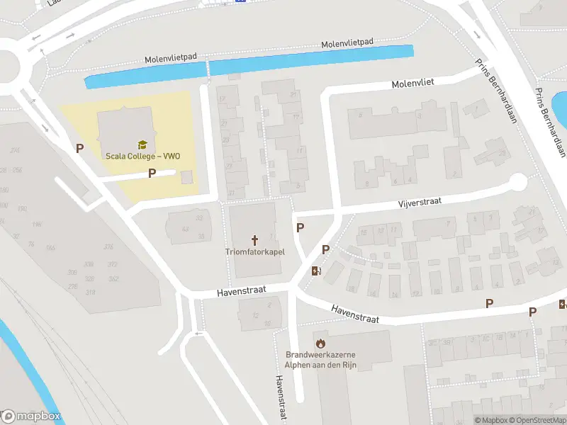 Ambulance met grote spoed naar de Molenwerfstraat in Alphen aan den Rijn