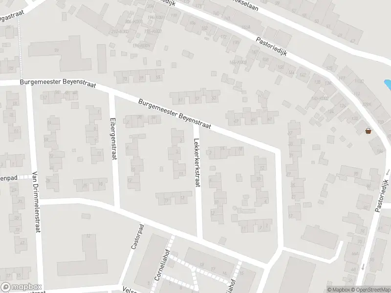 Ambulance met gepaste spoed naar de Lekkerkerkstraat in Pernis Rotterdam