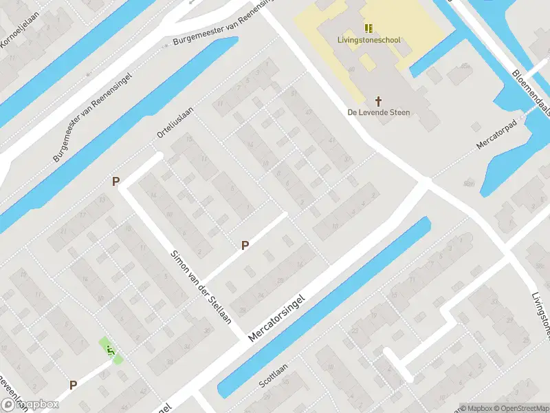 Ambulance met grote spoed naar de Balthazar de Moucheronlaan in Gouda