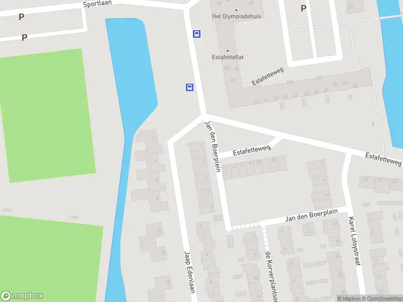 Ambulance met grote spoed naar de Jan den Boerplein in Gouda