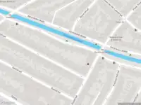 Ambulance met gepaste spoed naar de Burgemeester Boreelstraat in Haarlem