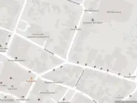 Brandweer met grote spoed naar de Zuiderstraat in Uithuizen vanwege waarnemen gaslucht