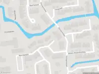 Ambulance met grote spoed naar de Mauritsplaats in Hellevoetsluis