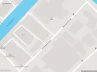 Ambulance met grote spoed naar de Steenplaetsstraat in Rijswijk