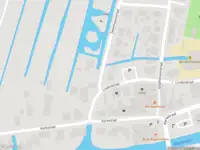 Ambulance met gepaste spoed naar de Zevenhovenstraat in Bleskensgraaf