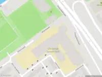 Ambulance met grote spoed naar de Molenhuispad in Delft