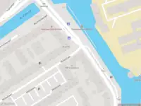 Politie met grote spoed naar de Nieuwe Prinsenkade in Breda vanwege letsel