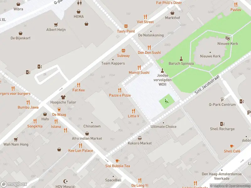 Ambulance met grote spoed naar de Rabbijn Maarsenplein in 's-Gravenhage