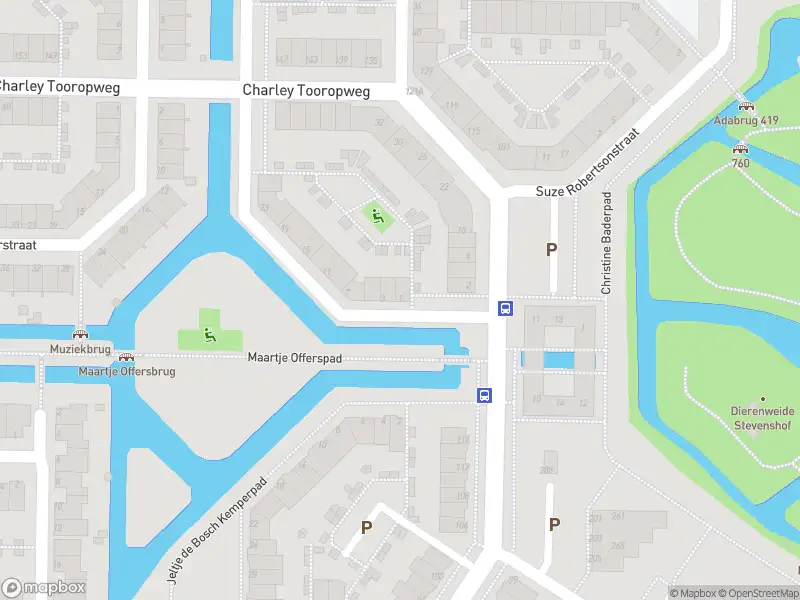 Ambulance met gepaste spoed naar de Catharina van Renneskade in Leiden