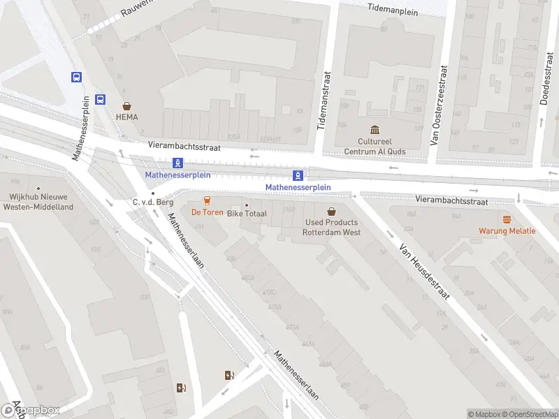 Ambulance met gepaste spoed naar de Vierambachtsstraat in Rotterdam