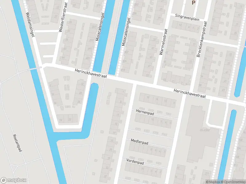 Ambulance met grote spoed naar de Valkhofstraat in Rotterdam