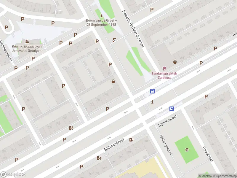 Ambulance met grote spoed naar de Rosa Luxemburgstraat in Amsterdam