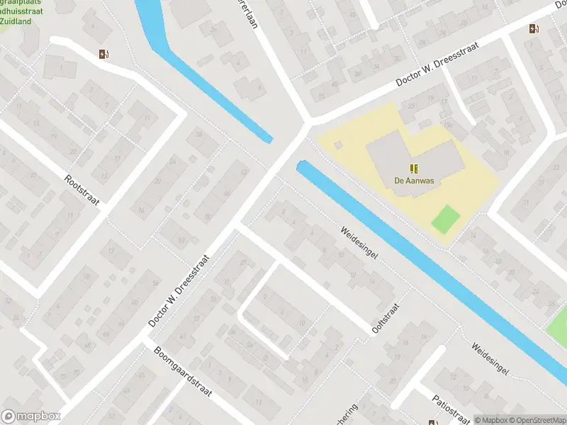 Ambulance met gepaste spoed naar de Weidesingel in Zuidland