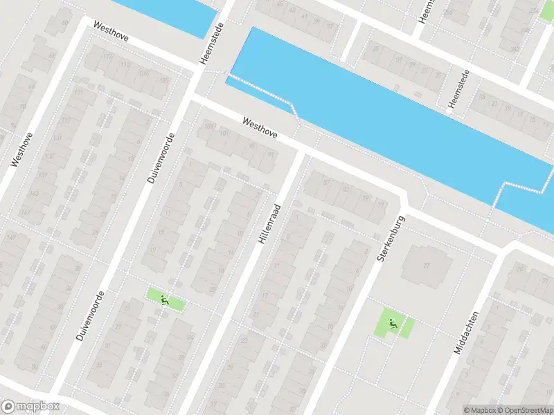 Brandweer met grote spoed naar de Hillenraad in Amstelveen vanwege afhijsen patient