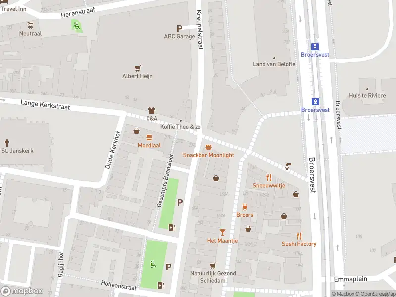 Ambulance met gepaste spoed naar de Lange Kerkstraat in Schiedam