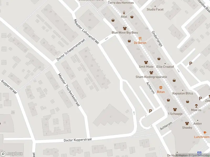 Ambulance met grote spoed naar de Mr. Lohmanstraat in Barendrecht