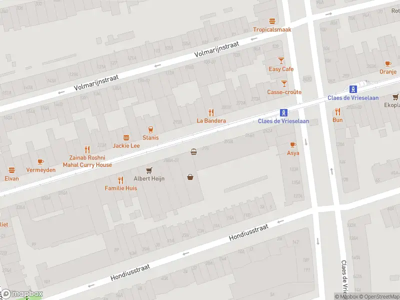 Ambulance met gepaste spoed naar de Nieuwe Binnenweg in Rotterdam