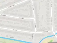 Ambulance met gepaste spoed naar de Nassaulaan in Vlaardingen