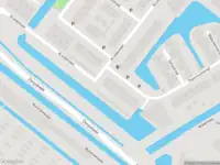 Ambulance met grote spoed naar de Pepermuntstraat in Wateringen