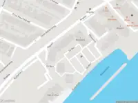 Ambulance met grote spoed naar de De Werf in Zwijndrecht