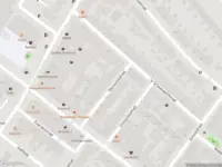 Ambulance met grote spoed naar de Harmoniestraat in Hoek van Holland vanwege stankoverlast