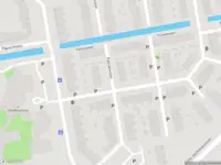 Ambulance met gepaste spoed naar de Paltrokmolen in Maassluis