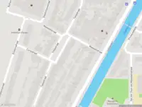 Ambulance met gepaste spoed naar de Stephensonstraat in Haarlem