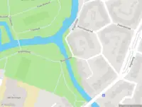 Ambulance met gepaste spoed naar de Vogelweg in Alkmaar