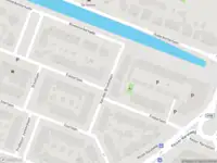 Ambulance met grote spoed naar de Van den Broekelaan in Amstelveen