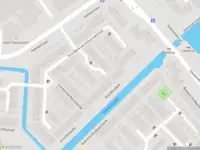 Ambulance met gepaste spoed naar de Elisabeth Koolaartstraat in Leiden