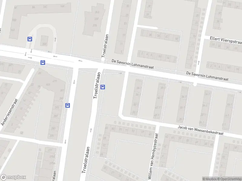 Ambulance met gepaste spoed naar de Lieven Keersemakerstraat in Amsterdam