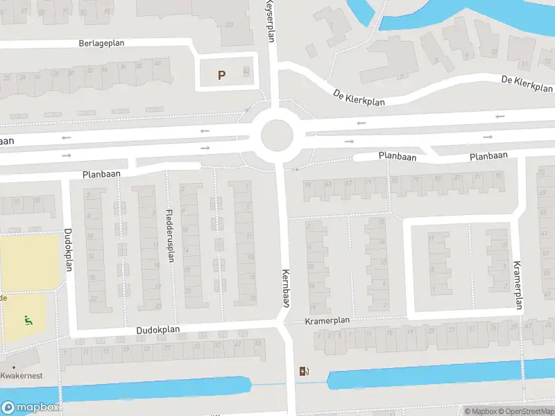 Ambulance met grote spoed naar de Kernbaan in Zoetermeer