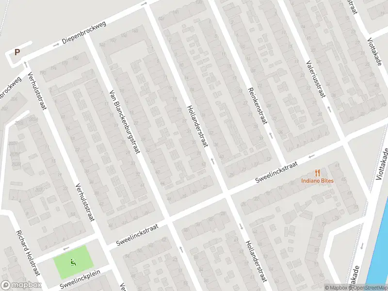 Ambulance met grote spoed naar de Hollanderstraat in Dordrecht