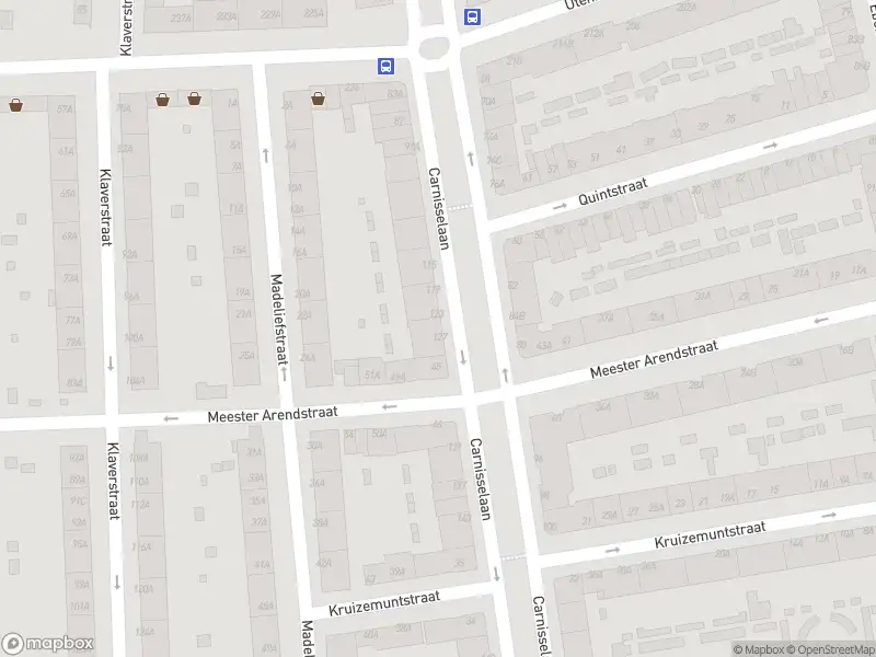 Ambulance met gepaste spoed naar de Carnisselaan in Rotterdam