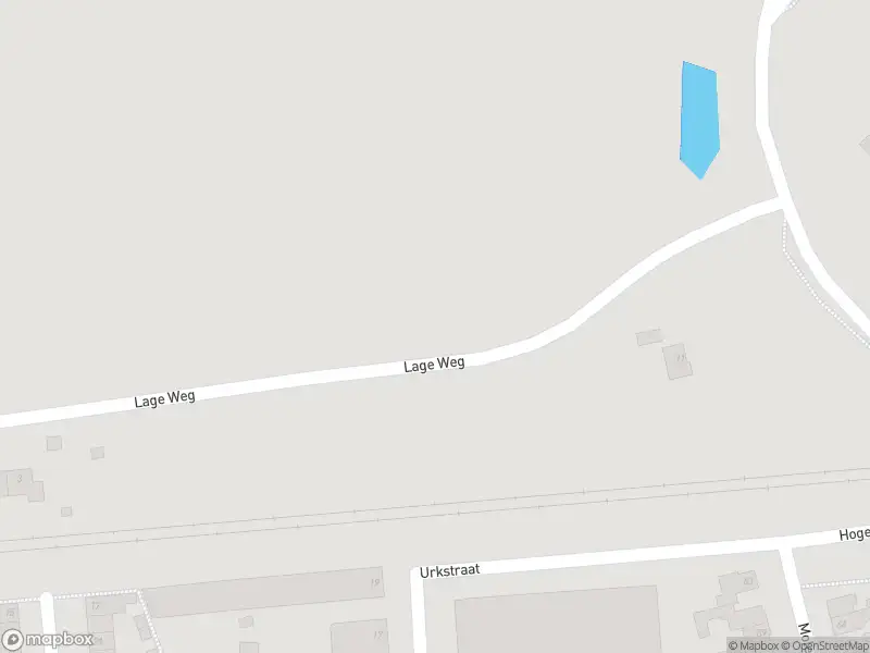 Brandweer met gepaste spoed naar de Lage Weg in Teteringen vanwege een buitenbrand