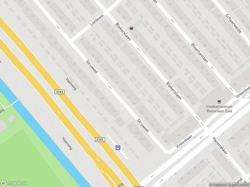 Ambulance met grote spoed naar de Struweel in Rotterdam