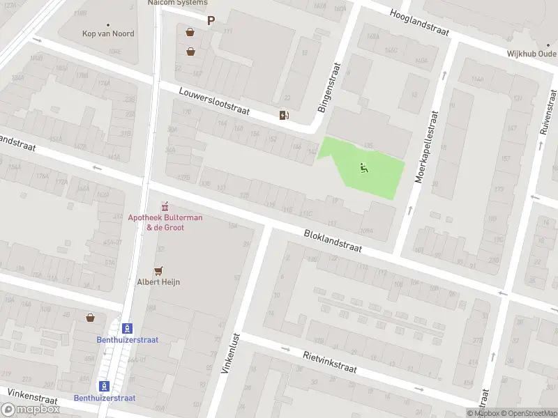 Ambulance met gepaste spoed naar de Bloklandstraat in Rotterdam