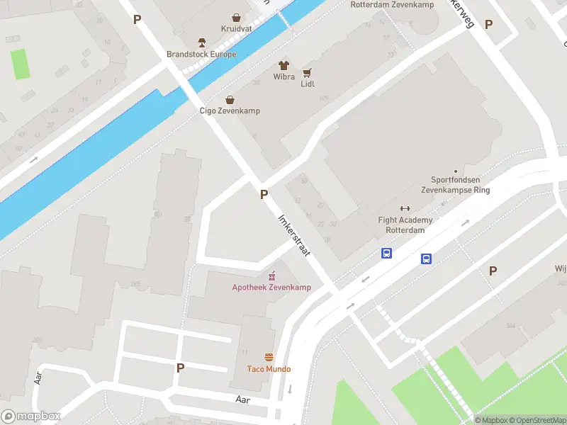 Brandweer met gepaste spoed naar de Imkerstraat in Rotterdam