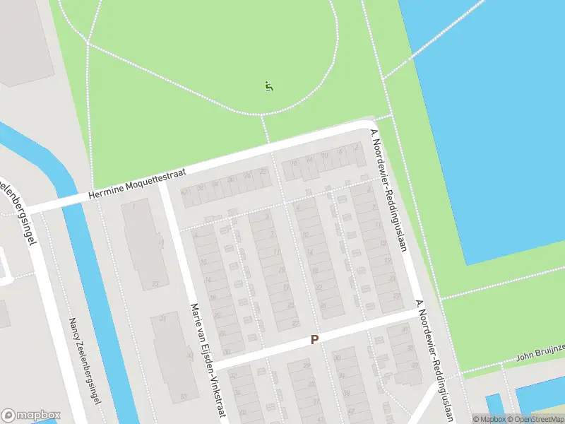 Ambulance met gepaste spoed naar de M.C. Grimberg-Huijserstraat in Rotterdam