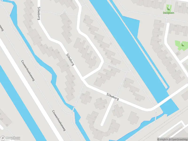 Ambulance met grote spoed naar de Kalundborg in Capelle aan den IJssel